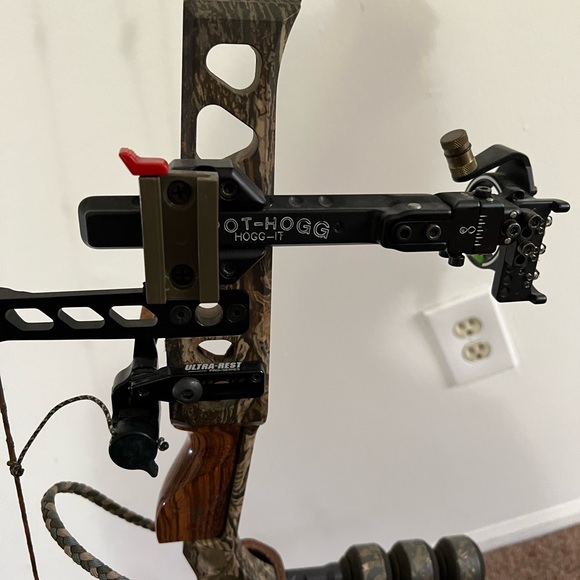 Mathew’s bow and arrow model Legacy - Picture 6 of 8